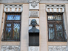 В Киеве украли бюст Леси Украинки