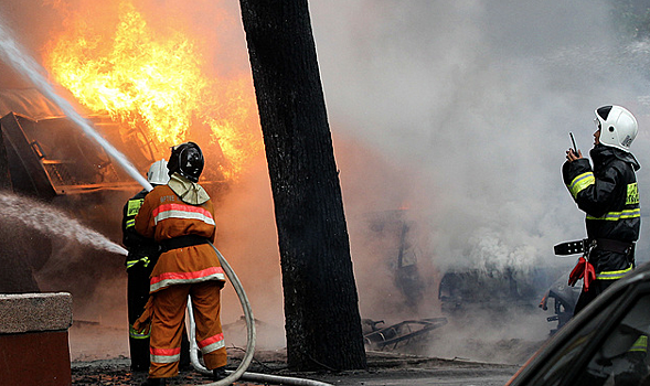 В огне ТЦ "Персей для детей" погиб человек