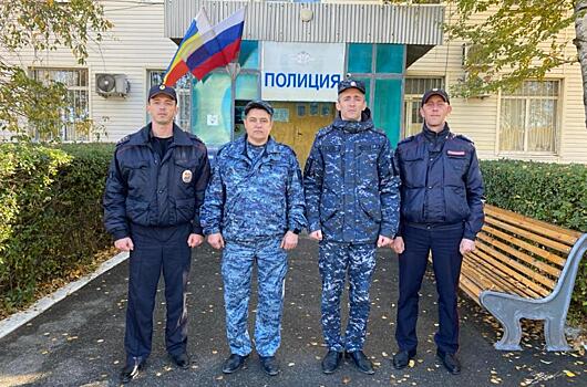 Ростовские полицейские спасли жительницу села Песчанокопского из горящей квартиры