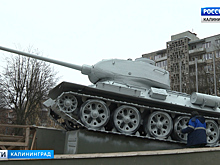 Танк Т-34 на ул. Соммера поменял свой цвет
