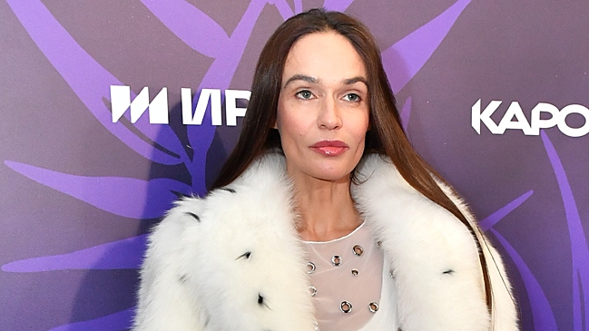 Алена Водонаева рассказала о планах на пластику в 2025 году