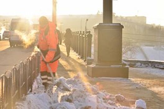 В центре Новосибирска больше не будут разбрасывать песок на дорогах