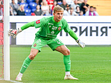 Вратарь ЦСКА рассказал, как в детстве ругался с хейтерами Акинфеева