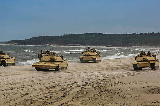 Глава Минобороны Польши Блащак: первая партия танков Abrams прибудет в страну в июне