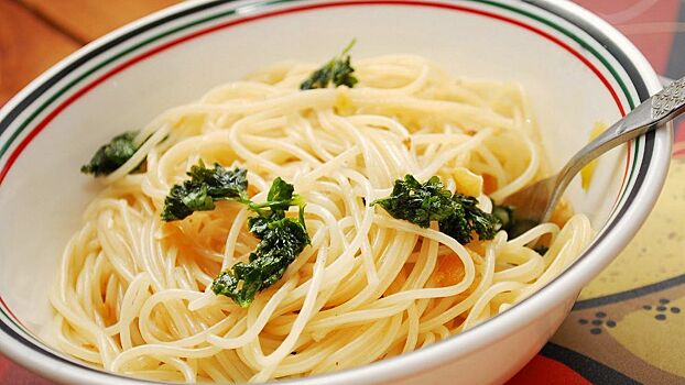 Спагетти с оливковым маслом