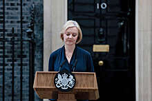 Премьер-министр Великобритании Лиз Трасс ушла в отставку с поста премьера и лидера консерваторов