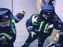 Суд отправил под домашний арест инспектора ДПС, сломавшего руку девушке-оперу