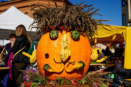 Весело и вкусно: в Риге отметили праздник осеннего урожая