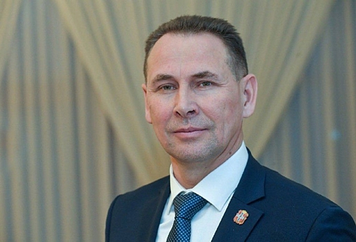 Экс-главе Муромцевского района Девятерикову перед отставкой присвоили почетное звание