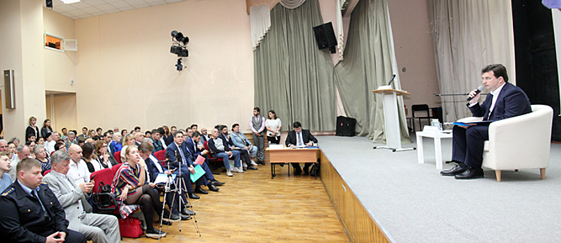 Префект САО Владислав Базанчук 25 июля встретился с жителями округа