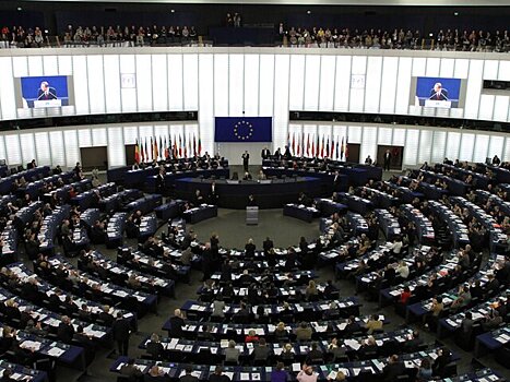 Французский политик назвал безумием резолюцию Европарламента о Венгрии