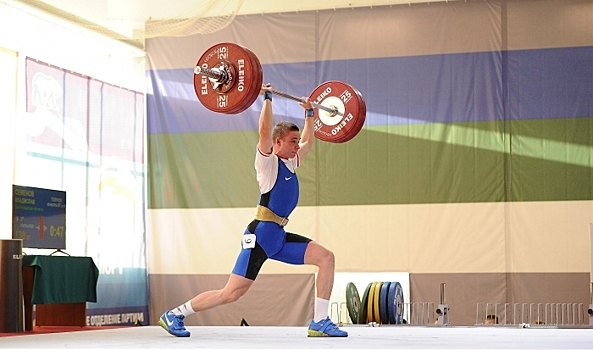 Волгоградка Эсанова готовится к дебюту на чемпионате РФ по тяжелой атлетике