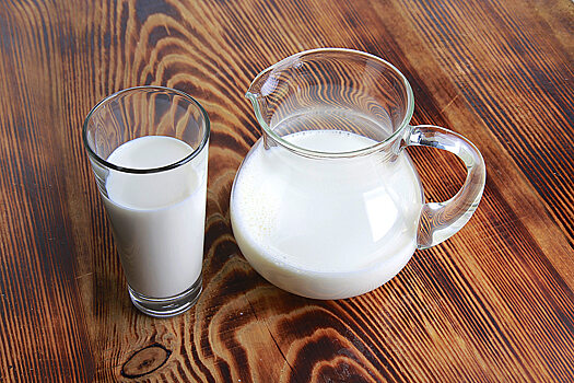 Эксперты рассказали, почему стали меньше пить коровье молоко