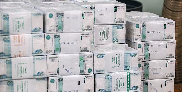 Топ-10 самых богатых компаний РФ накопили более 3 трлн рублей