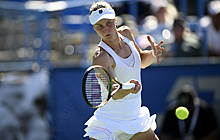Российская теннисистка Самсонова выиграла турнир в Кливленде