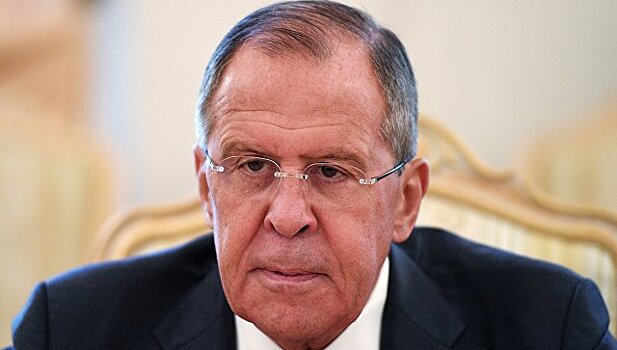 Лавров проводит встречу с эмиром Кувейта