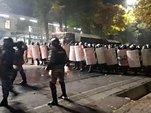 В Бишкеке на протестах пострадали 16 человек