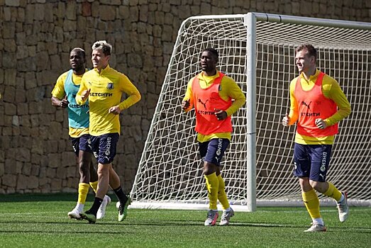 "Краснодар" и "Ростов" сыграли вничью, в матче произошла потасовка между футболистами