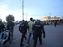 Екатеринбургским оппозиционерам, задержанным на митингах, начали вручать повестки