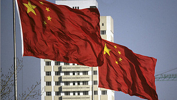В Китае вынесли приговор двум беглым коррупционерам