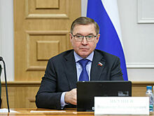 Сенатор Якушев: Печатное слово остается важным для всех, кто ценит его глубину