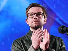 Петров выбрал костюм Dmitry Loginov для премьеры фильма «Сто лет тому вперед»