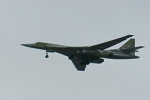 Полет Ту-160М с новым двигателем попал на видео