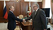Путин поздравил Жириновского