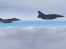 Российские истребители сопроводили самолёты Франции над Чёрным морем