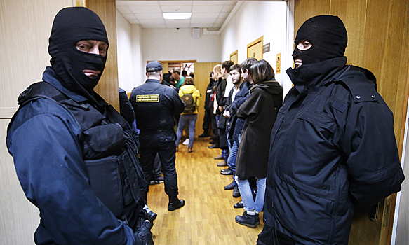 В российском суде обвиняемый открыл стрельбу