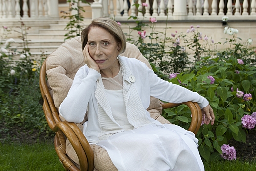 Инна Чурикова поддержала Олега Меньшикова в конфликте с увольнением актеров: «Он не монстр»