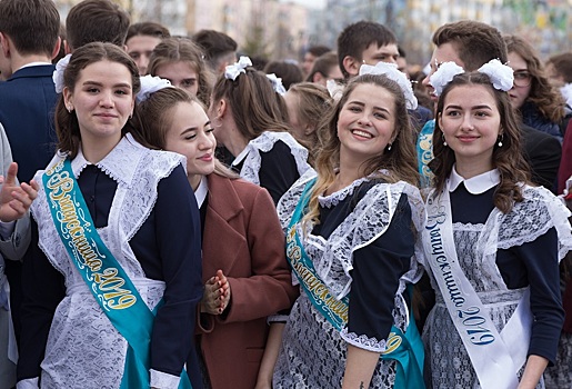Для одиннадцатиклассников Ноябрьска организуют общегородской выпускной в «Зените»