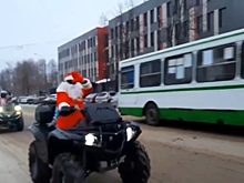 Видео дня: Деды Морозы прокатились по Арзамасу на квадроциклах