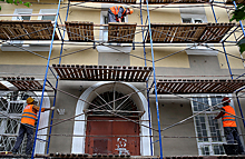 «Жилищник» не смог закончить ремонт в московской девятиэтажке из-за нехватки стройматериалов