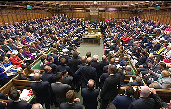 Палата общин отвергла расширение полномочий британского парламента при реализации Brexit