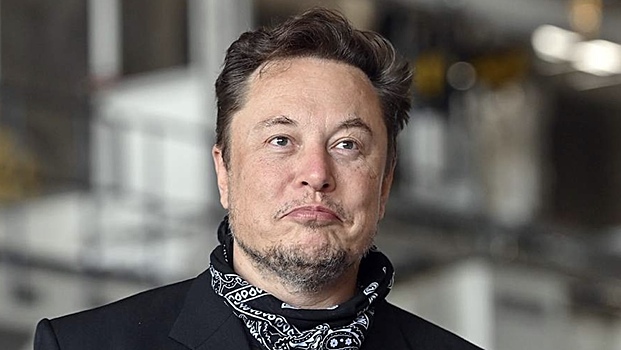 Илон Маск задумал отправить в космос базу данных человечества