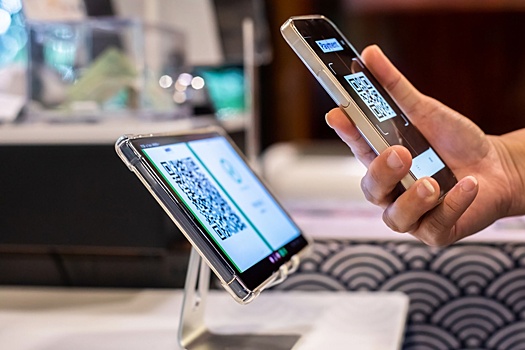 ЦБ тестирует трансграничные платежи по QR-коду с дружественными странами