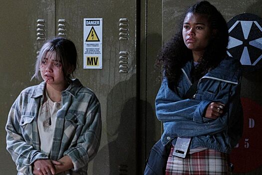 Альберт Вескер и его дочери в отрывке из сериала Resident Evil от Netflix