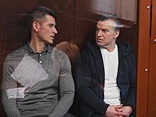 Суд продлил арест братьев Магомедовых