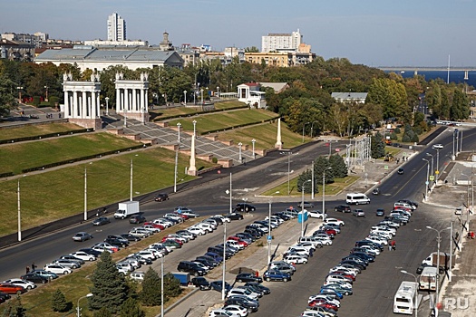 На время футбольного фестиваля «квадрат» в центре Волгограда останется без летних кафе