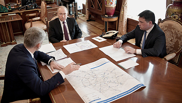 Путин поставил жесткие сроки строительства объединяющего Химки путепровода