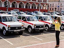 Калужские фельдшеры получили ключи от внедорожников