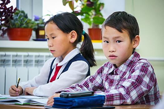 Учителя якутского языка и литературы: Необходимо увеличить количество часов уроков в школах