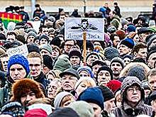 Санкт-петербургские депутаты вступились за своих помощников