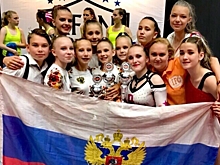 Восьмерки, махи и четкость рук. Чирлидеры из Перми победили на Чемпионате Европы