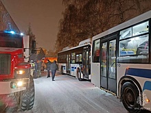 В Тобольске вынесли из огня 50 человек и спасли беременную на пятом этаже