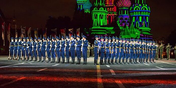 Главный военно-музыкальный фестиваль года: что мы увидим на "Спасской Башне"