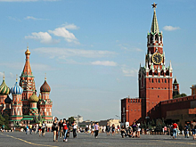 Стало известно, что за огненный след заметили в небе над Москвой