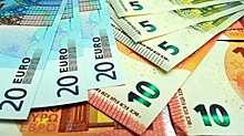ЦБ понизил курс евро