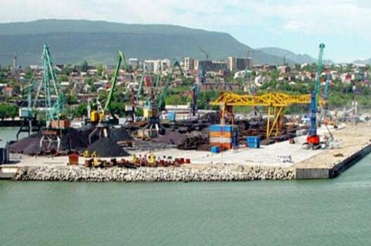 В Махачкалинском порту в 2 раза выросла перевалка стройматериалов в 2022 году